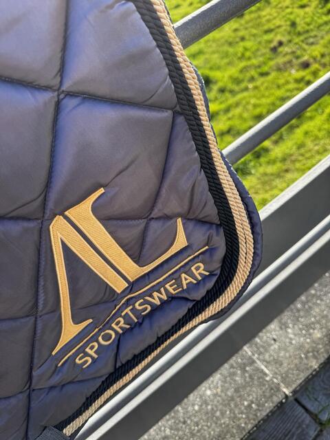 Ensemble tapis + bonnet Alexandra Ledermann