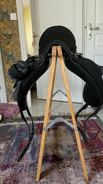 Selle dressage Devoucoux 18