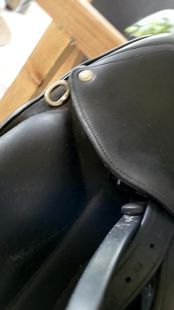 Selle dressage Devoucoux 18