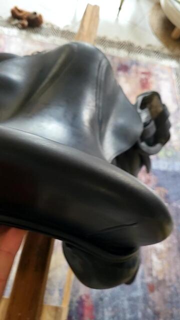 Selle dressage Devoucoux 18