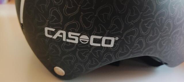 Bombe d'équitation (casoco)