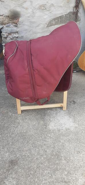 Selle de randonnée forestier