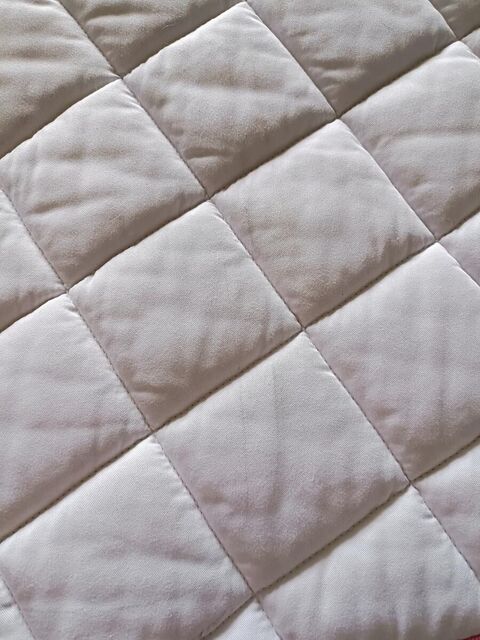 Tapis blanc/rose/noir