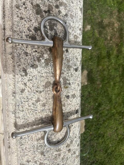 Mors aiguilles en cuivre
