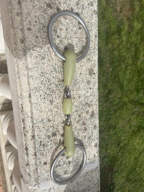 Mors double brisure en résine