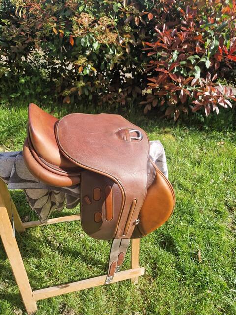 Selle gbs et sangle bavette