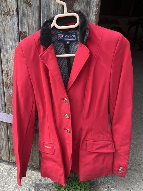 Veste de concours rouge