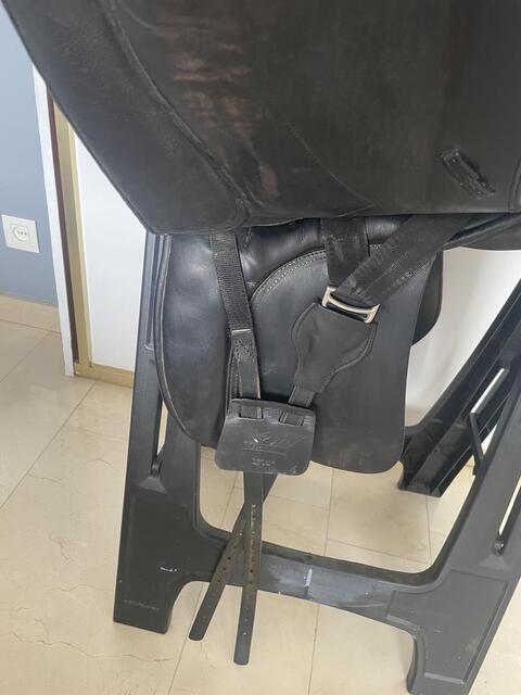 Selle de Dressage - Suprême 17,5