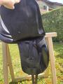 Selle de dressage Omega Line 17"