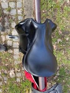 Selle dressage CWD
