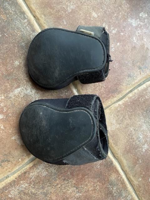 Protèges boulet noirs, taille poney.