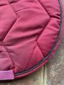 Tapis mixte rose foncé avec liseré torsadé gris