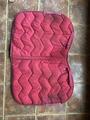 Tapis mixte rose foncé avec liseré torsadé gris
