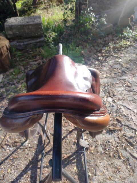 Selle Devoucoux Chiberta 18"