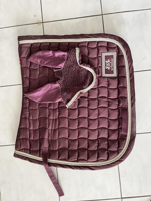 ensemble tapis dressage violet