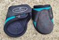 eensemble de guetres fermees et proteges boulets pour le cross taille poney