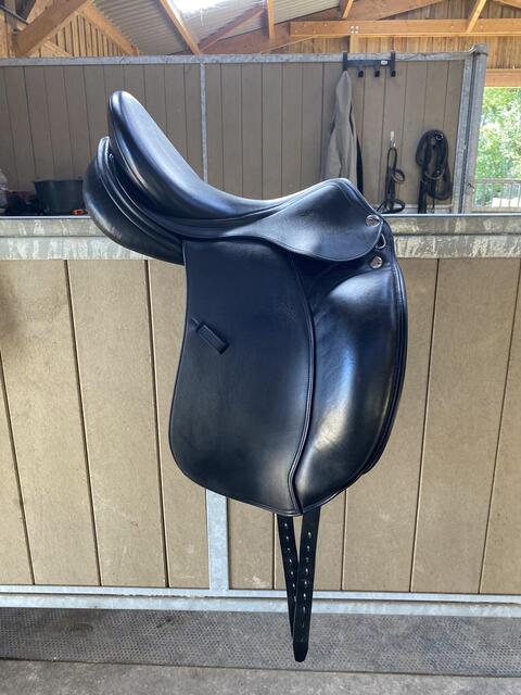 Selle de dressage Erreplus 17,5’