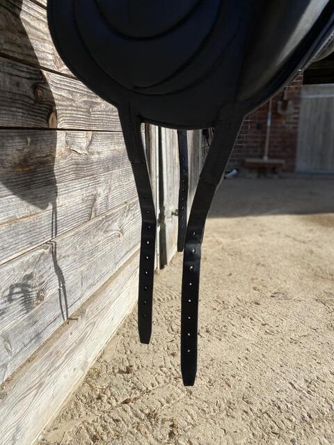 Selle de dressage Antares candence