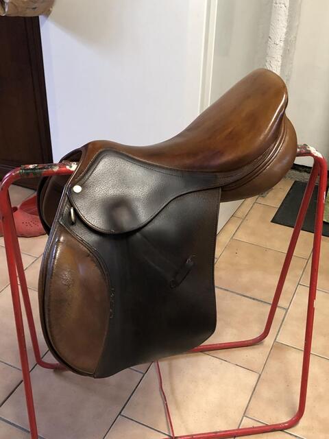Selle 17" Aigremont