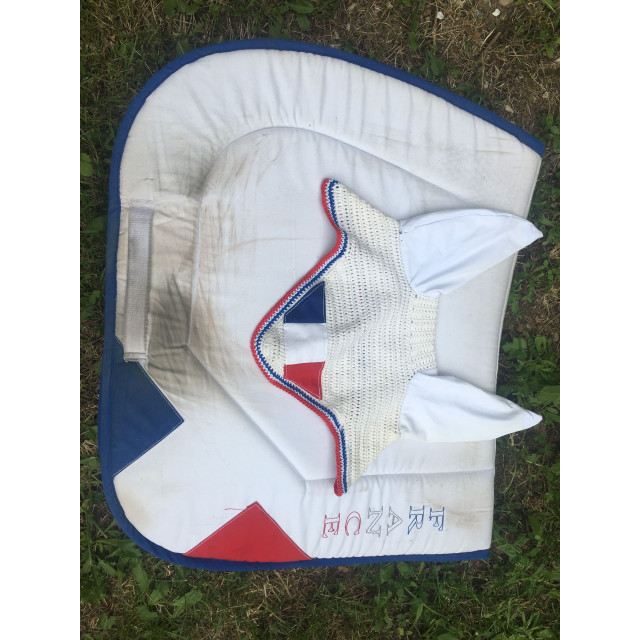 Tapis et bonnet France