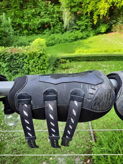 Protection de dressage ZANDONA