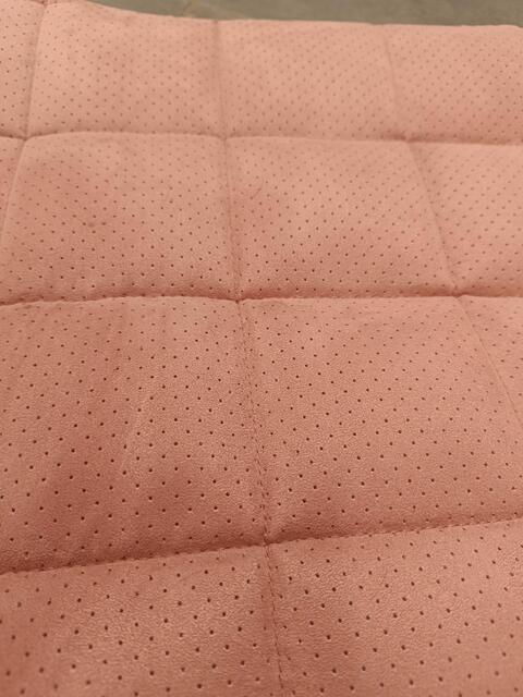 tapis Équitheme rose pâle (modèle Suède)