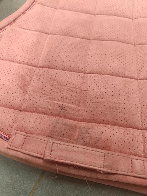 tapis Équitheme rose pâle (modèle Suède)