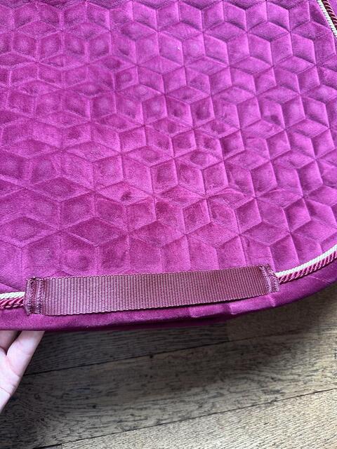 Tapis velvet kentucky fuschia