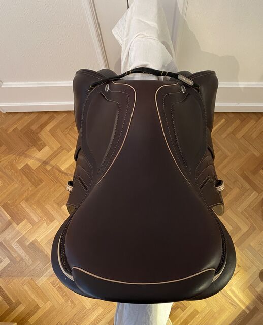 Selle CWD 2Gs Mademoiselle ÉQUIPÉE ( Sangle et étrivières)