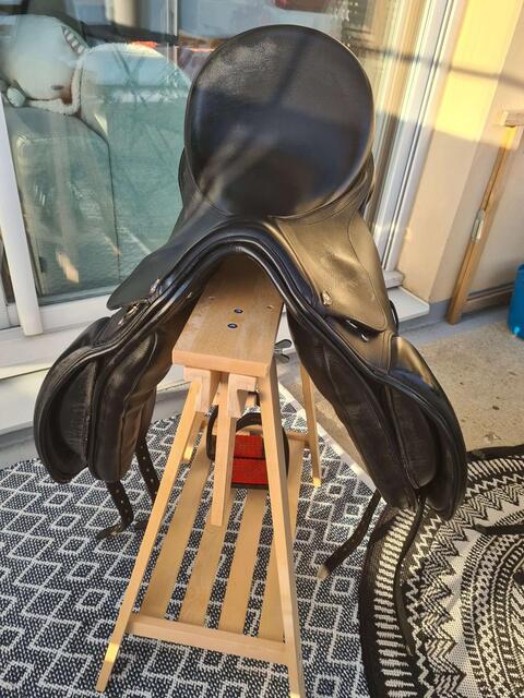 selle de dressage cuir