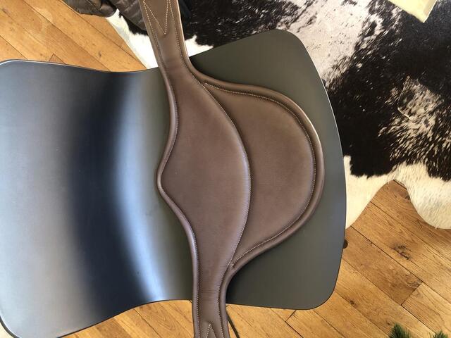 Bavette poney marron