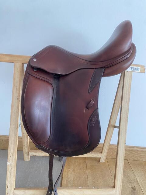 Selle Dressage CWD
