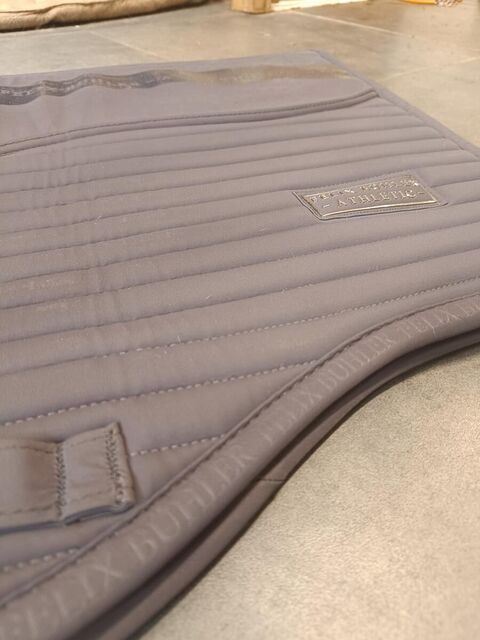 tapis gris a grip Félix Buhler Athletic