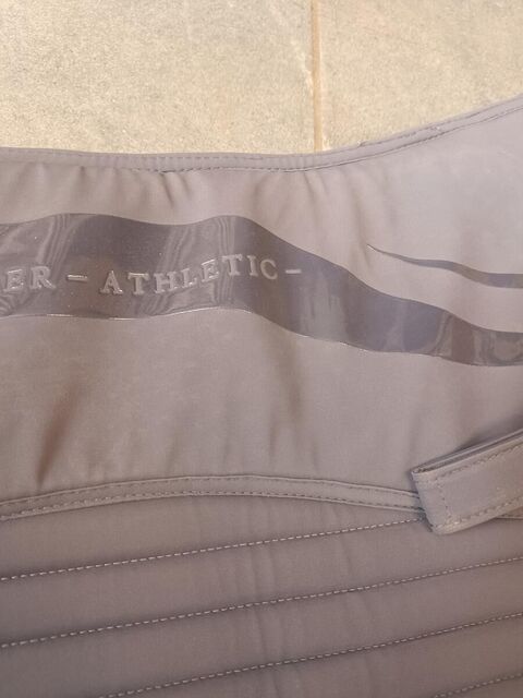 tapis gris a grip Félix Buhler Athletic