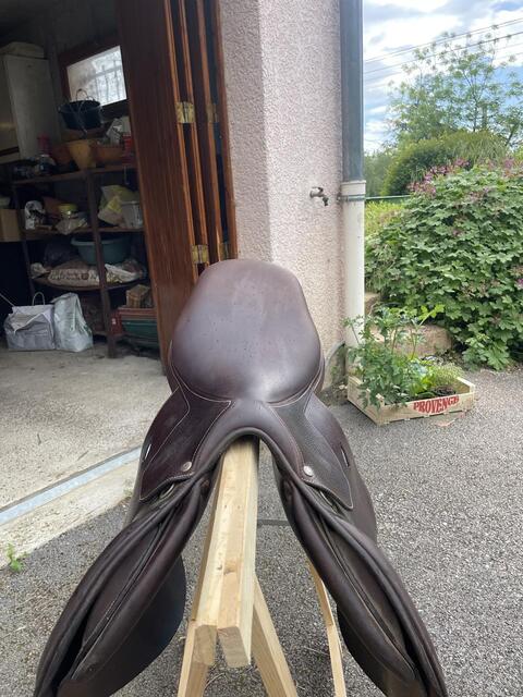 Selle butet