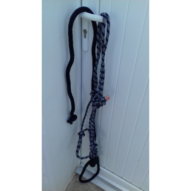 Licol éthologique et sa longe