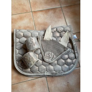 Ensemble tapis, bonnet et bandes