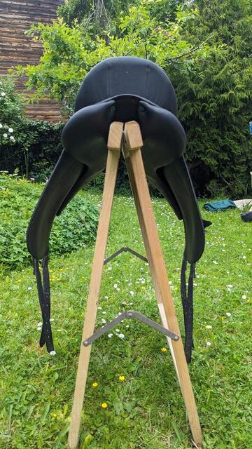 Selle dressage Devoucoux 17'