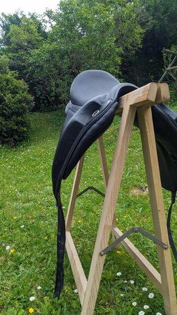 Selle dressage Devoucoux 17'
