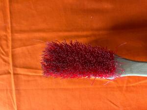 Cure pied brosse