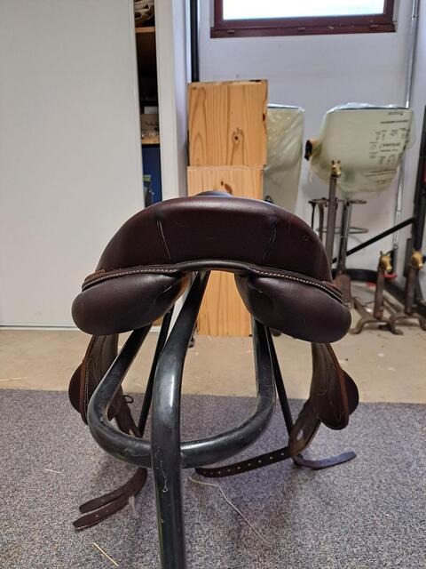 Selle Antares 17.5