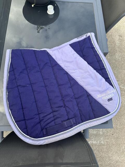 Tapis violet Fouganza