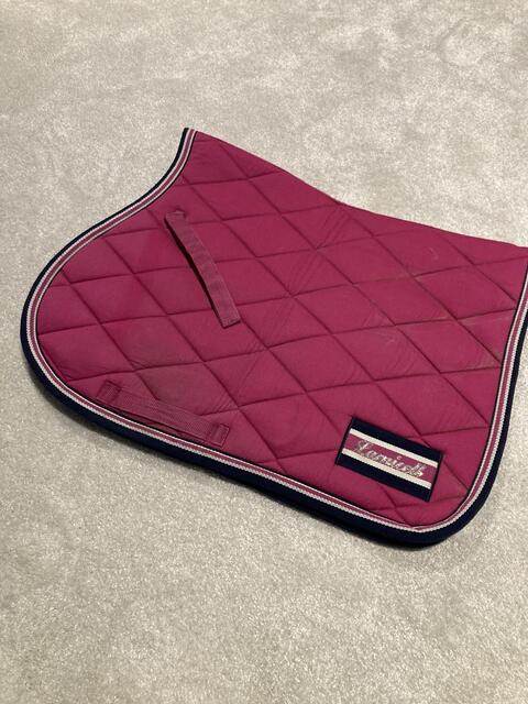 Tapis de selle LAMICELL rose avec bonnet et amortisseur FOUGANZA assorti