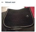 Velvet noir