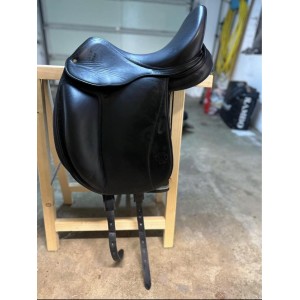 Selle de dressage Tolga