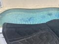 Tapis noir