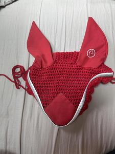 Bonnet rouge