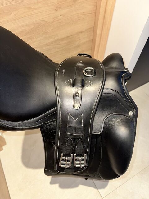Selle dressage Eric Thomas DTA Antares