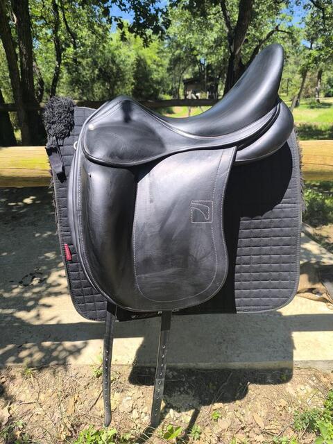 Selle de dressage Childéric