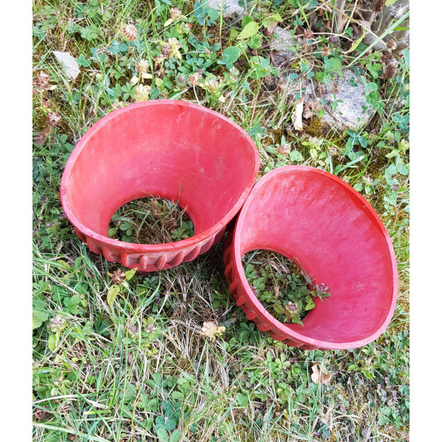 Cloches rouges sans scratchs